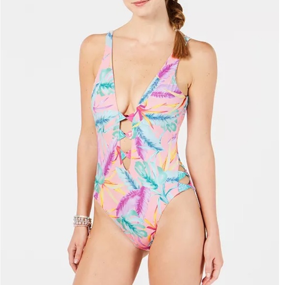 Bar III Other - Bar III Women's Copacabana Printed Twist Front One Piece Swimsuit